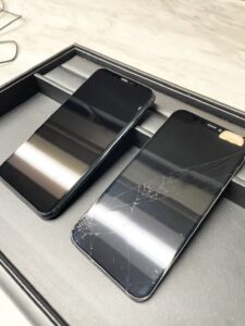iPhone11pro　チタン　銀　ガラス　コーティング　大阪本町