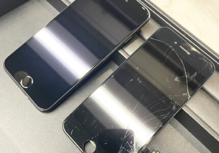 iPhoneSE2　ガラス　銀　チタン　フッ素　コーティング　大阪本町